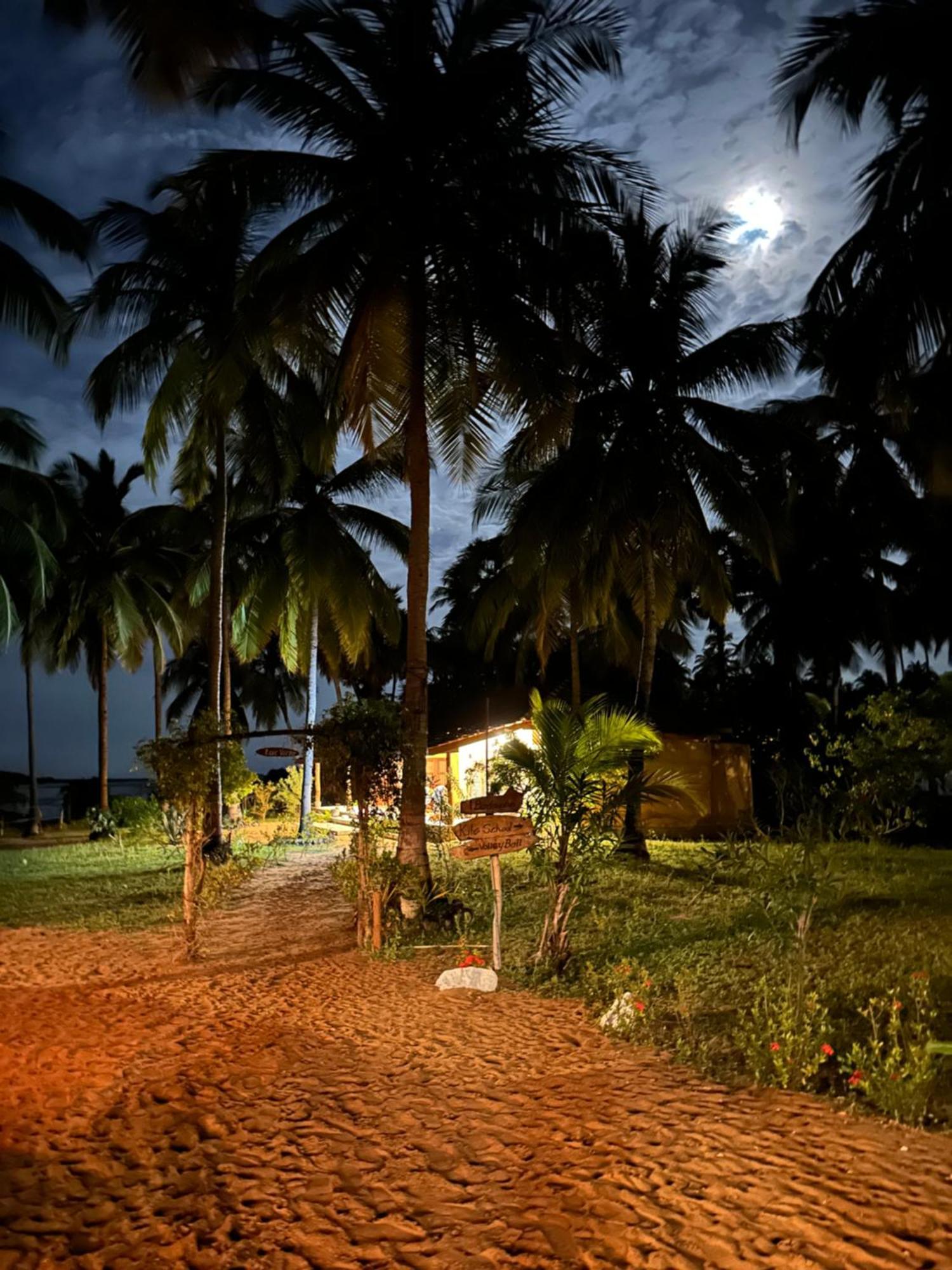 Kitelantis Hotel&Resort Kalpitiya Exterior foto